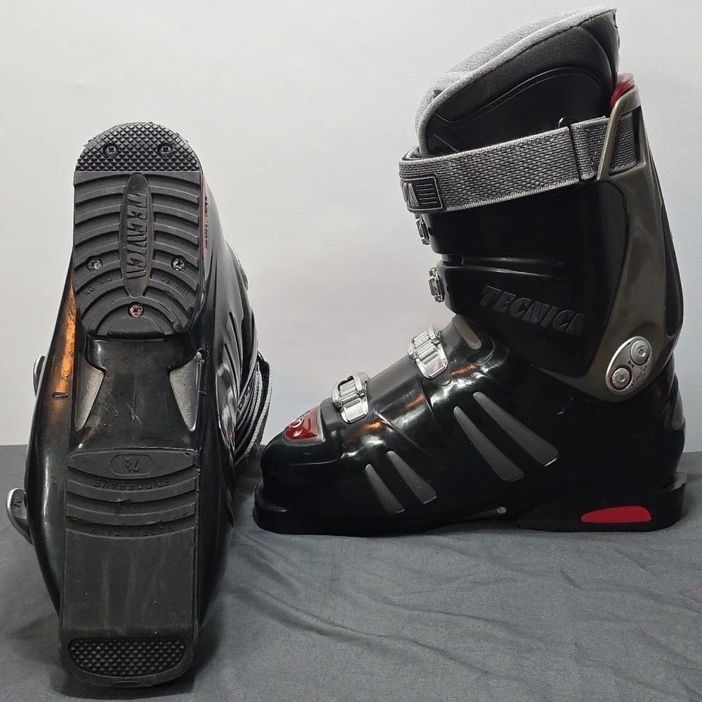 Tecnica Mens Rival‎ Icon Hot Form Anti Vibration Black Ski Boots SZ 8.5 Made...